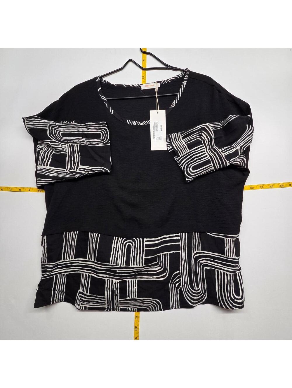 Creation Black & White Abstract Geometric Print Blouse Size L